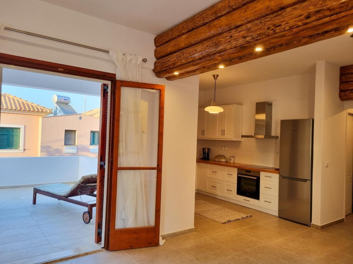 Appartement Yvi'S Greek House à Vagia  Extérieur photo
